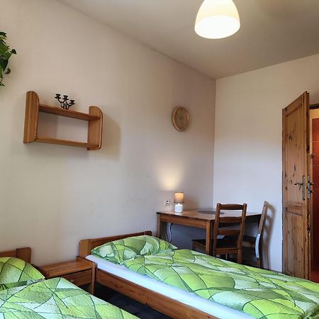 Apartamenty I Pokoje Goscinne "Wacus" Srebrna Gora Luaran gambar