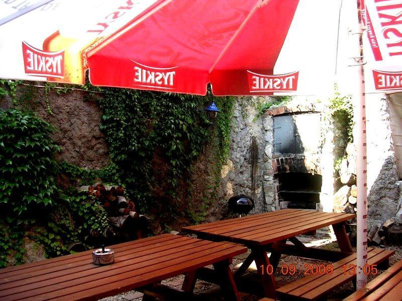 Apartamenty I Pokoje Goscinne "Wacus" Srebrna Gora Luaran gambar